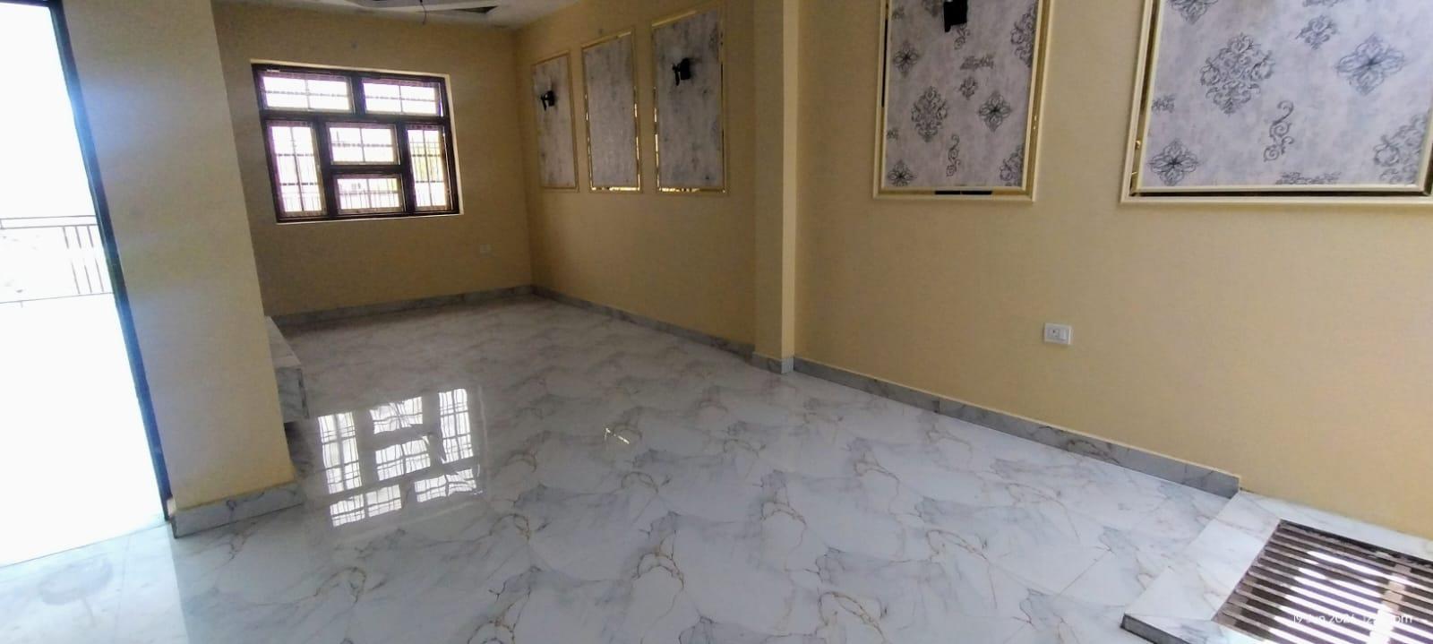 Ready to Move: Luxurious 2600 Sq. Ft. Independent Duplex Villa in the Prime Location of Janakipuram.